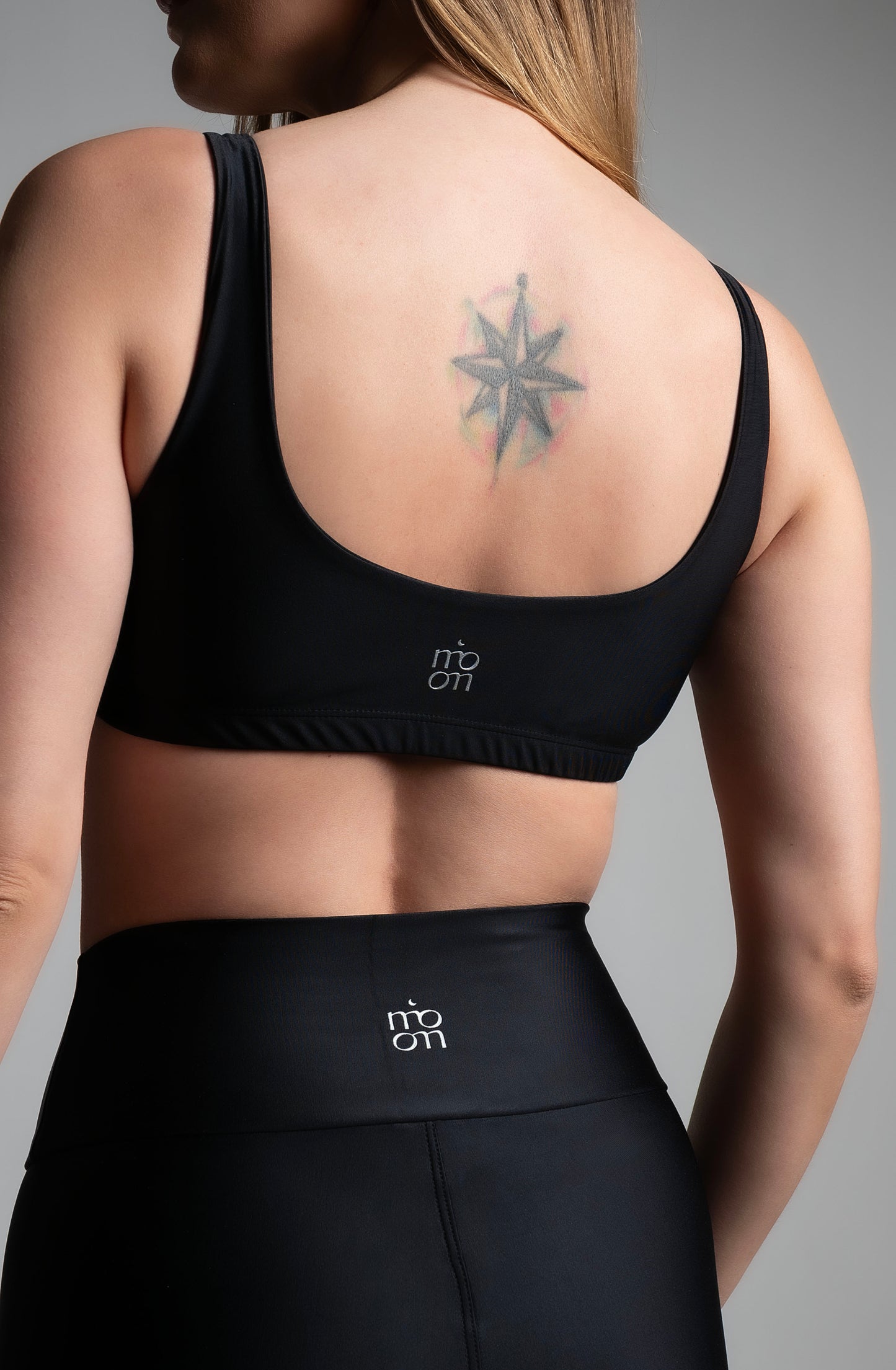 Top Corto Black Bloom